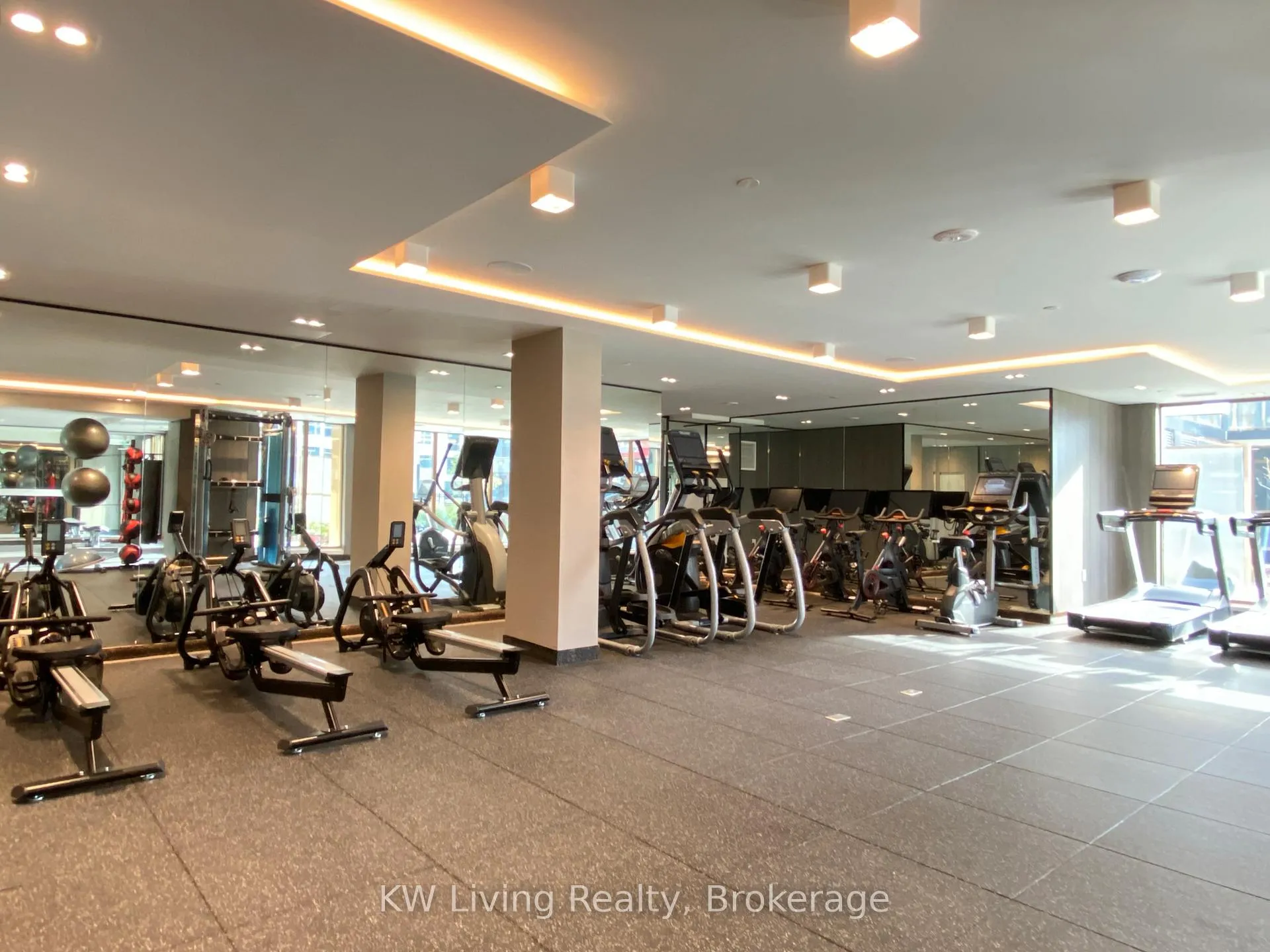 Photo 8 of Unit 308, 2343 Khalsa Gate, Oakville, Westmount — HOMEH