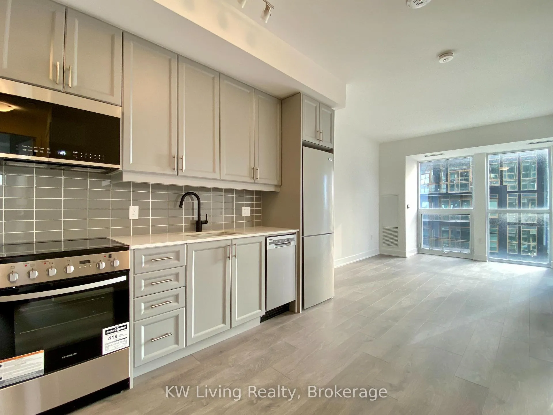 Photo 11 of Unit 308, 2343 Khalsa Gate, Oakville, Westmount — HOMEH