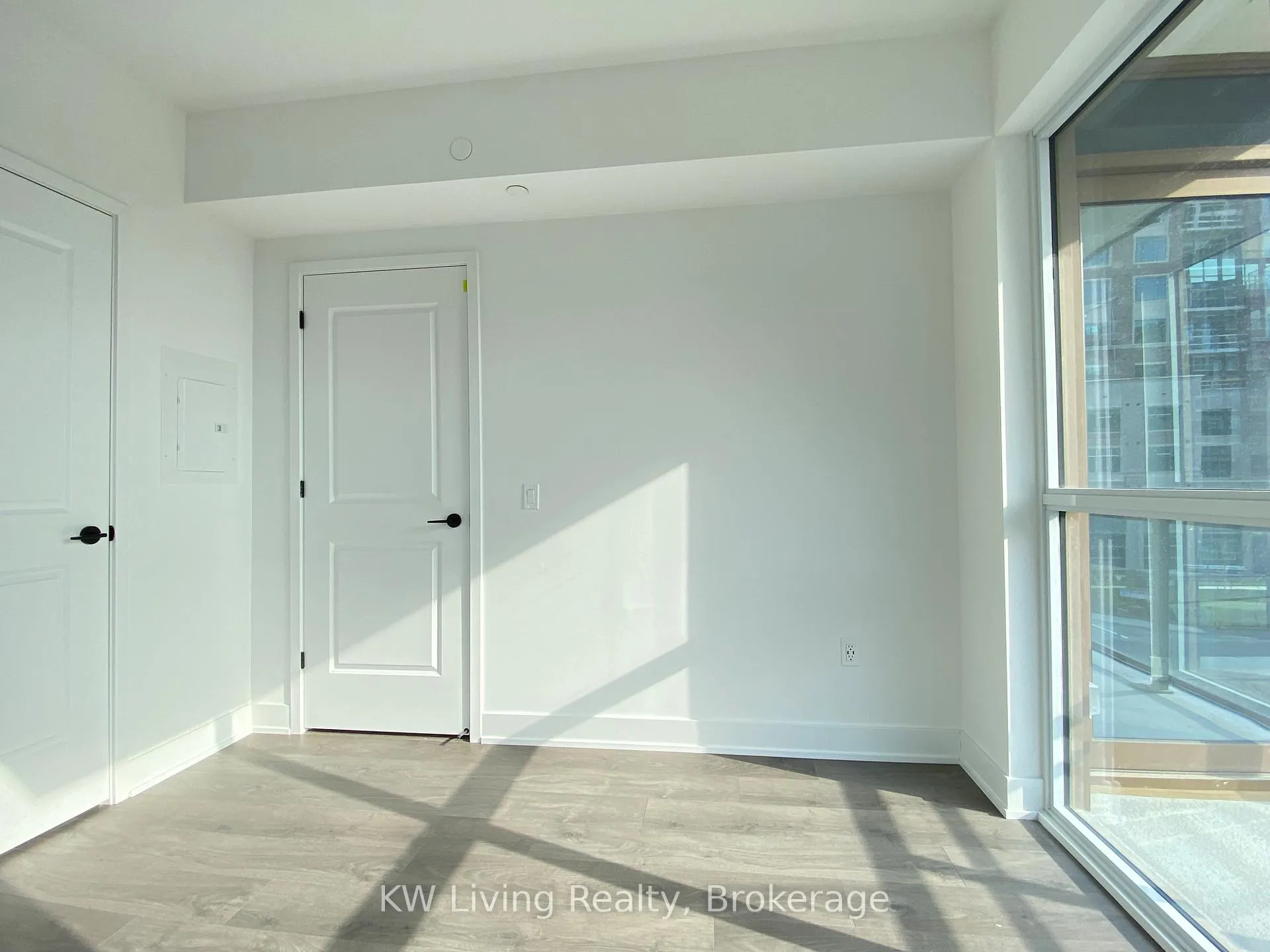 Photo 19 of Unit 308, 2343 Khalsa Gate, Oakville, Westmount — HOMEH