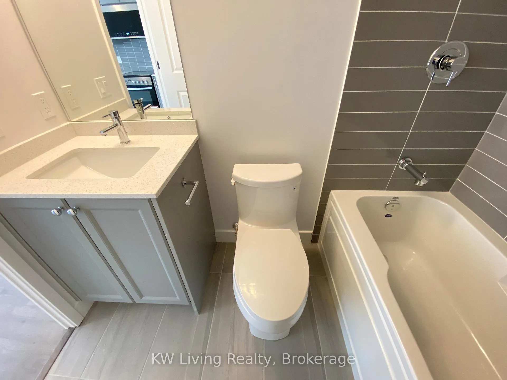 Photo 22 of Unit 308, 2343 Khalsa Gate, Oakville, Westmount — HOMEH