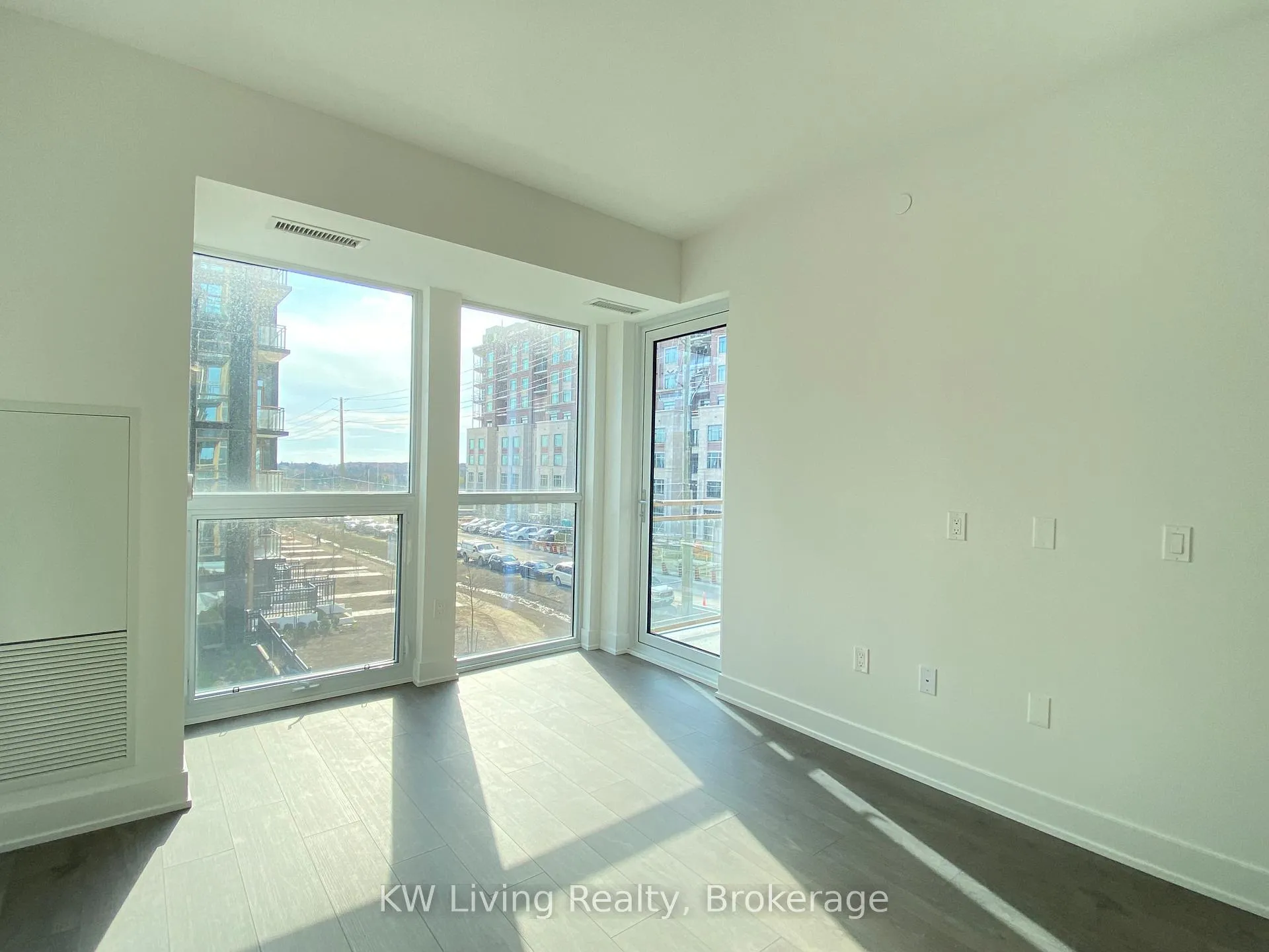 Photo 26 of Unit 308, 2343 Khalsa Gate, Oakville, Westmount — HOMEH