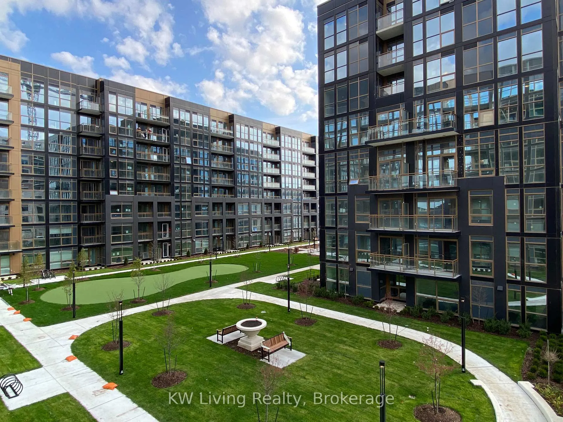 Photo 31 of Unit 308, 2343 Khalsa Gate, Oakville, Westmount — HOMEH