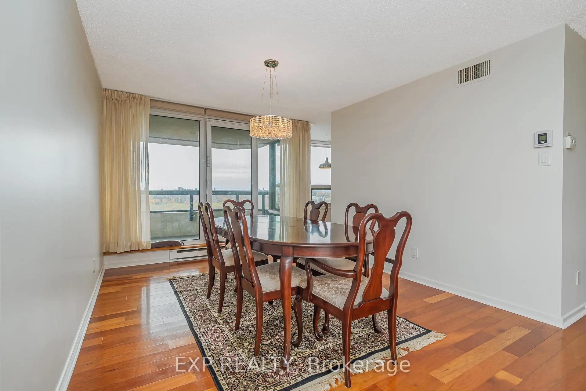 Photo 10 of Unit 2305, 1500 Riverside Drive, Ottawa, Riverview Park — HOMEH