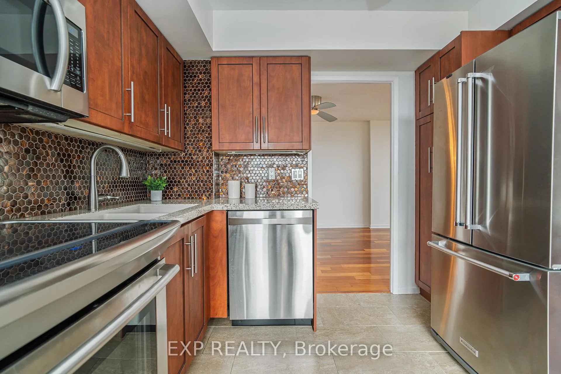 Photo 14 of Unit 2305, 1500 Riverside Drive, Ottawa, Riverview Park — HOMEH