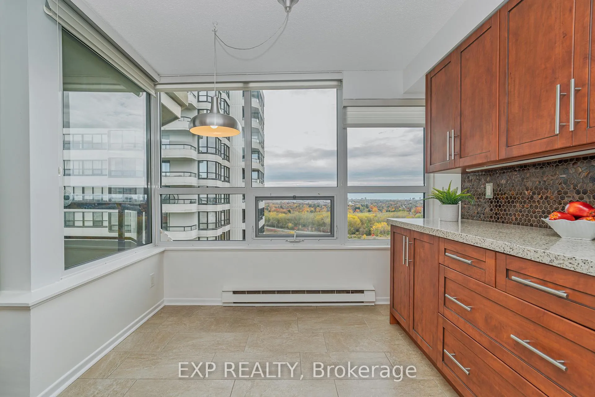 Photo 15 of Unit 2305, 1500 Riverside Drive, Ottawa, Riverview Park — HOMEH