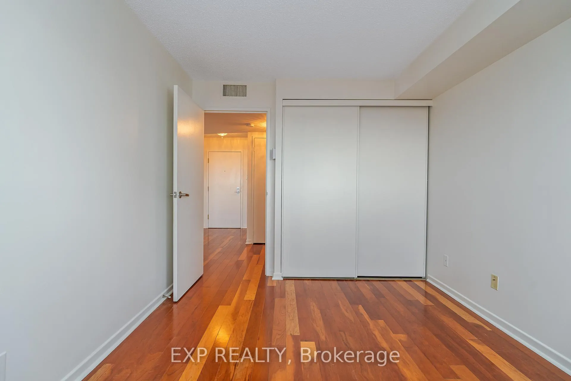 Photo 24 of Unit 2305, 1500 Riverside Drive, Ottawa, Riverview Park — HOMEH