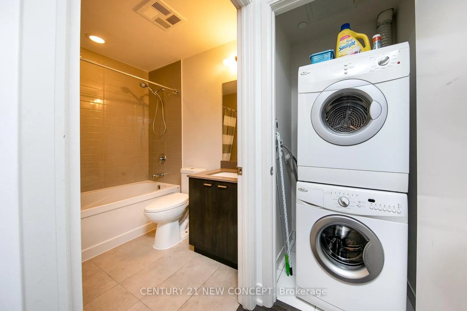 Photo 14 of Unit 509, 30 Roehampton Avenue, Toronto, Mount Pleasant West — HOMEH