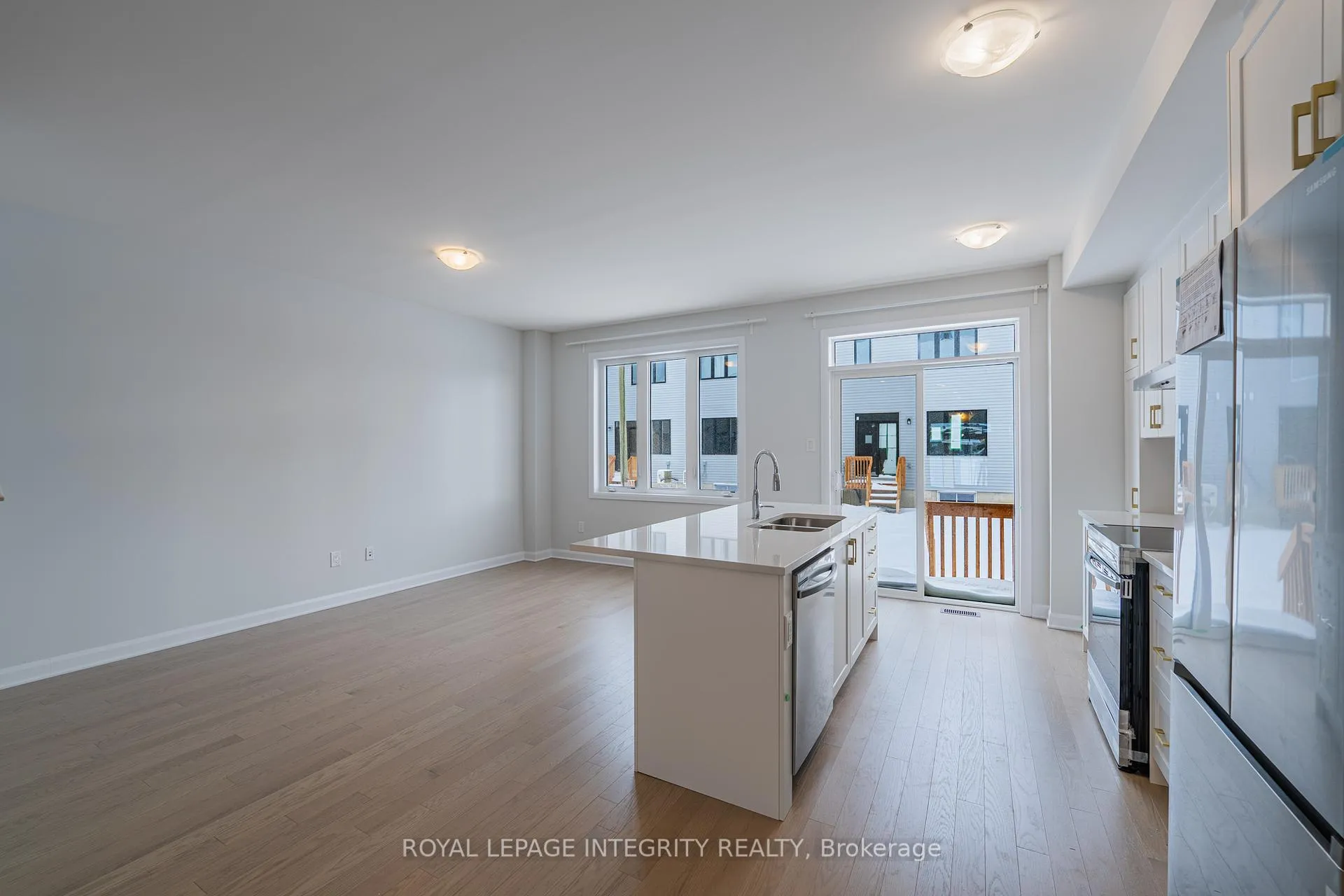 Photo 9 of 504 Ingenuity Row, Ottawa, Kanata - Morgan's Grant/South March — HOMEH