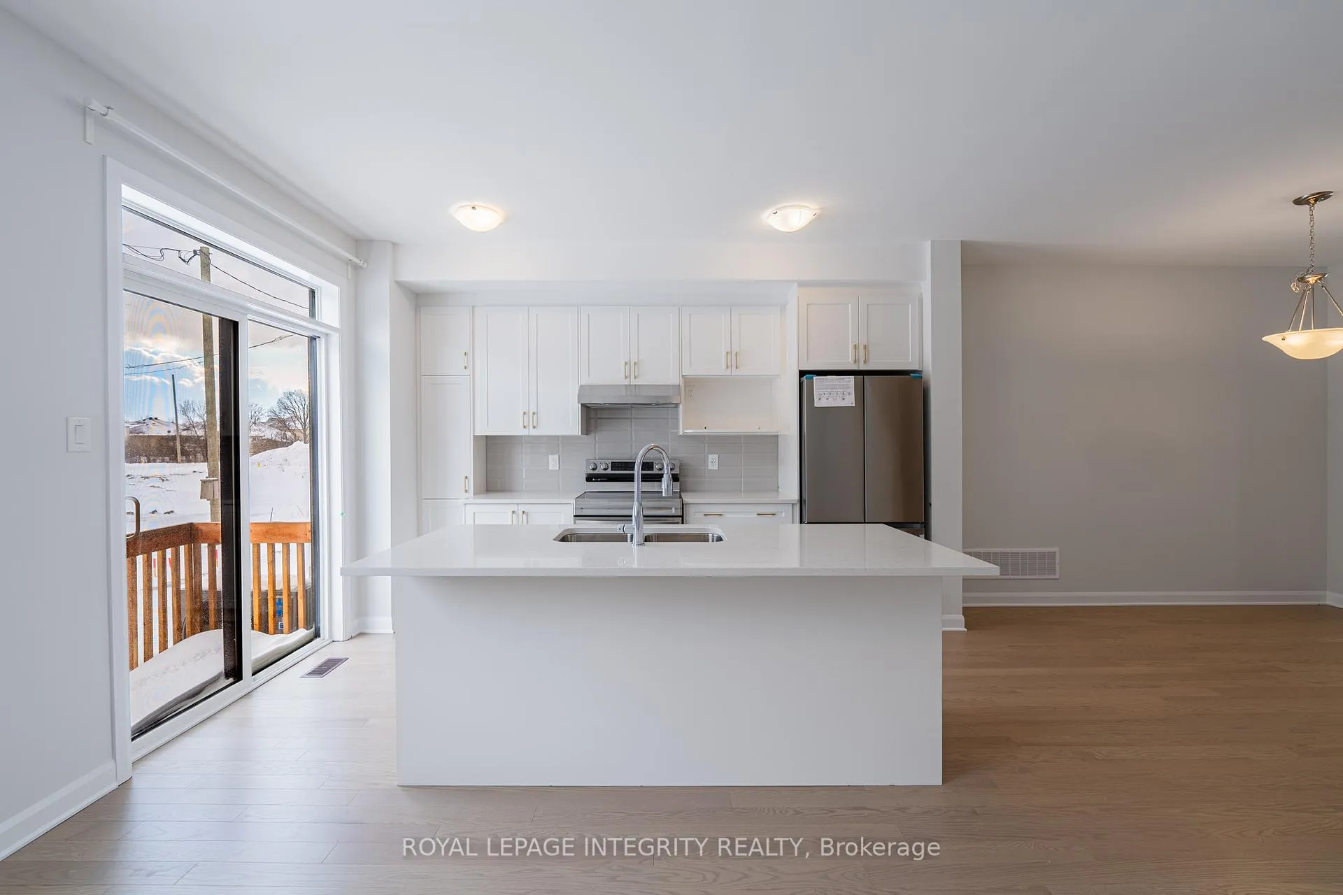Photo 15 of 504 Ingenuity Row, Ottawa, Kanata - Morgan's Grant/South March — HOMEH