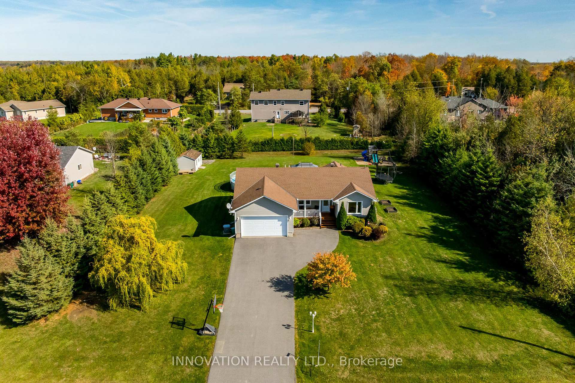 Photo 3 of 4105 Calbrent Way, Ottawa, Vernon — HOMEH