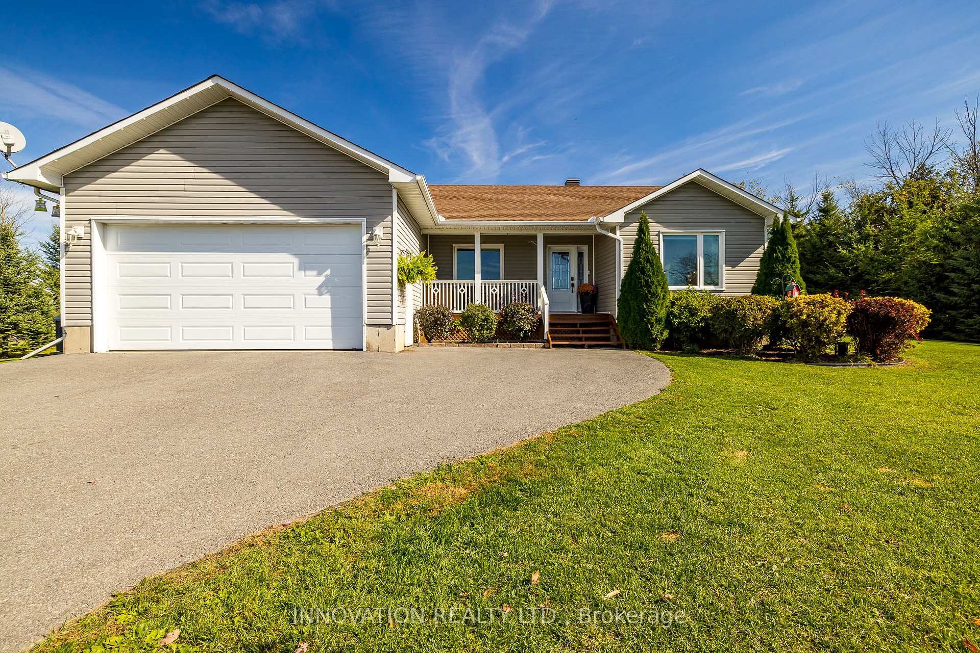 Photo 5 of 4105 Calbrent Way, Ottawa, Vernon — HOMEH