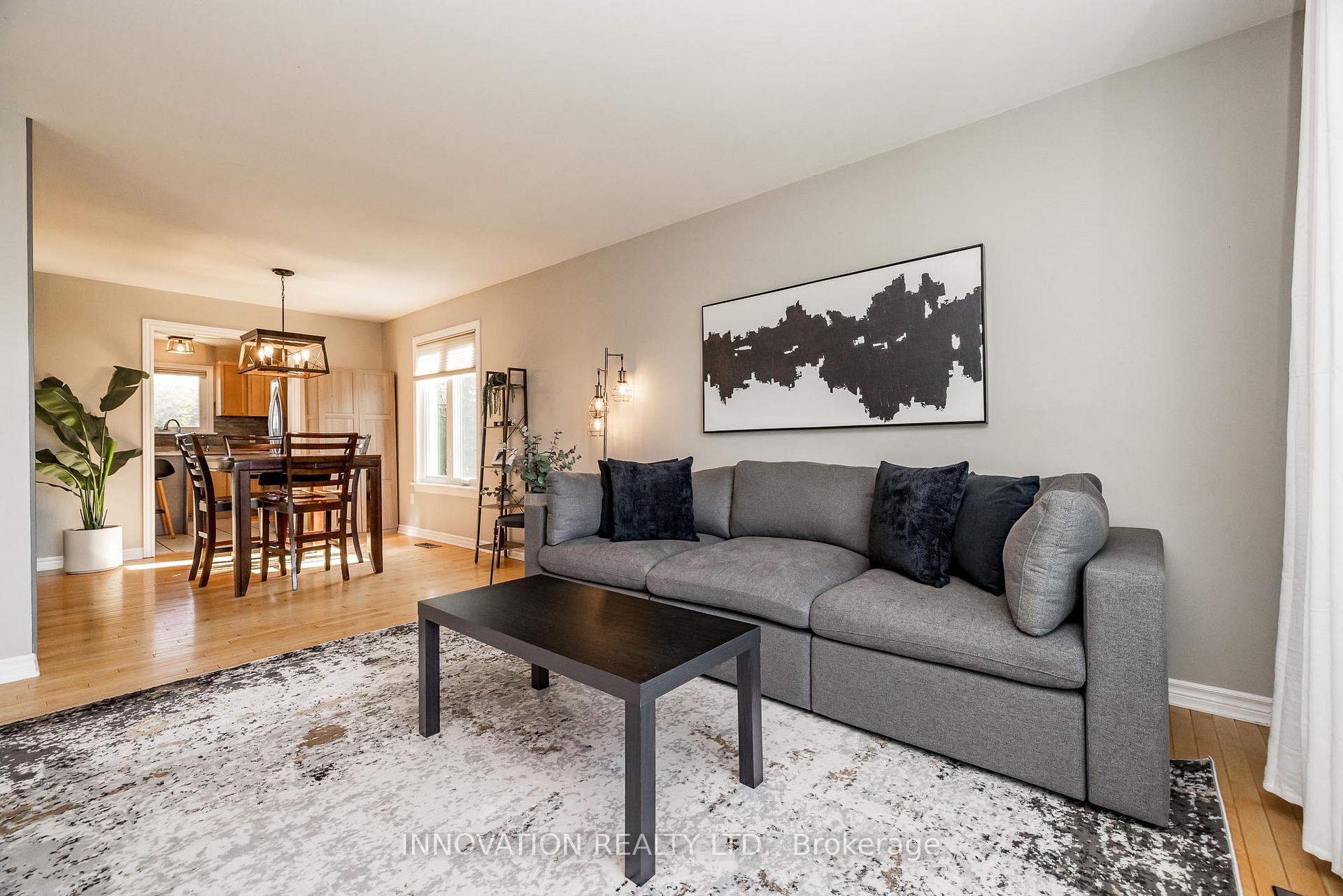 Photo 11 of 4105 Calbrent Way, Ottawa, Vernon — HOMEH