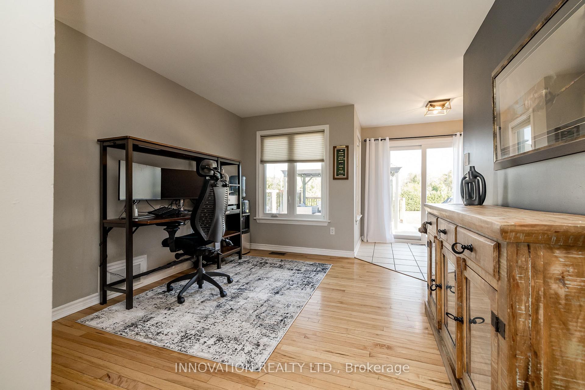 Photo 18 of 4105 Calbrent Way, Ottawa, Vernon — HOMEH