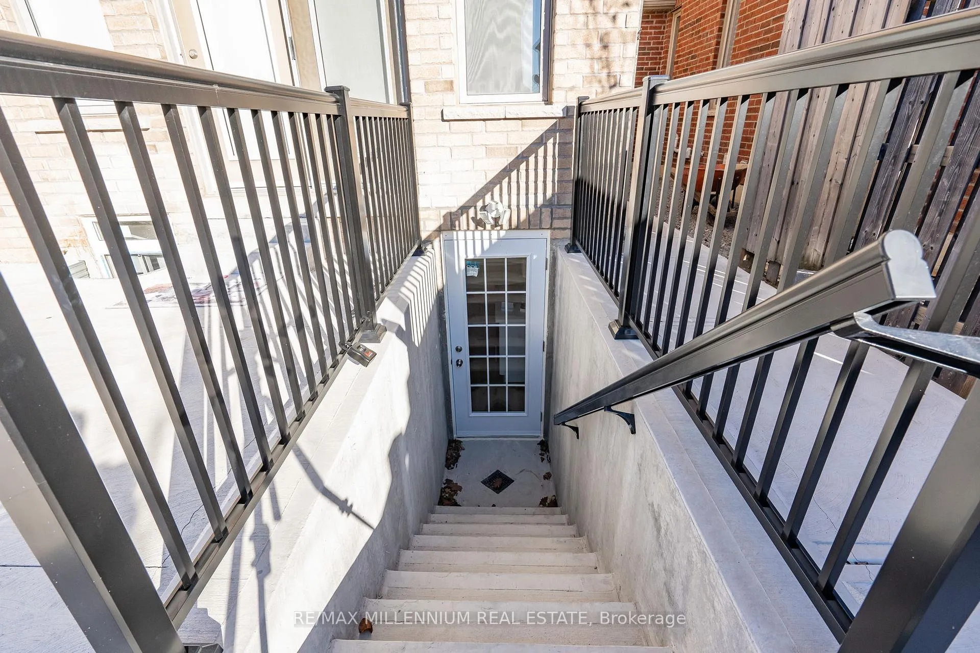 Photo 5 of Unit BSMT, 275 Holloway Terrace, Milton, Scott — HOMEH