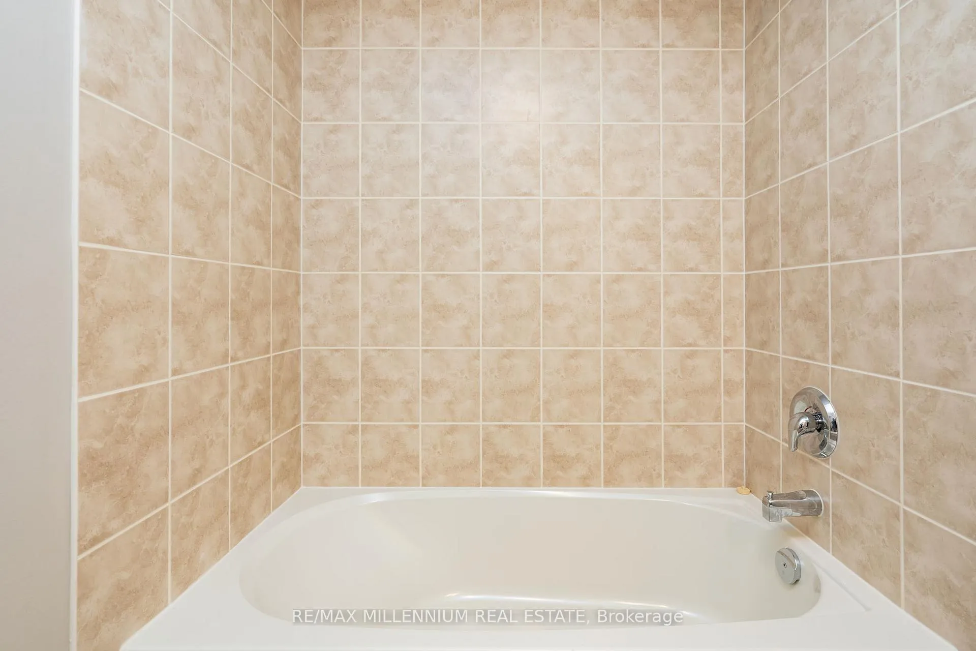 Photo 20 of Unit BSMT, 275 Holloway Terrace, Milton, Scott — HOMEH
