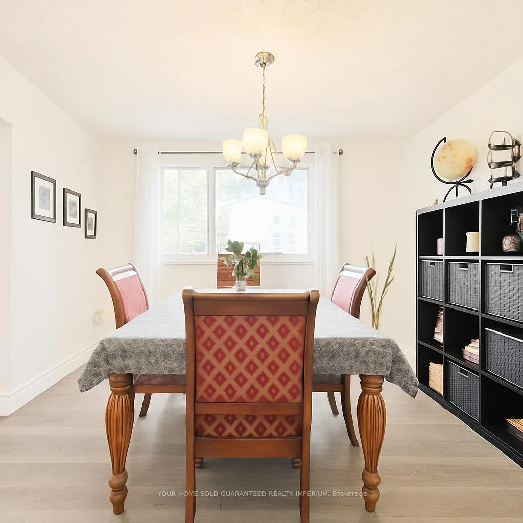 Photo 5 of Unit 36, 185 Denistoun Street, Welland, Broadway — HOMEH