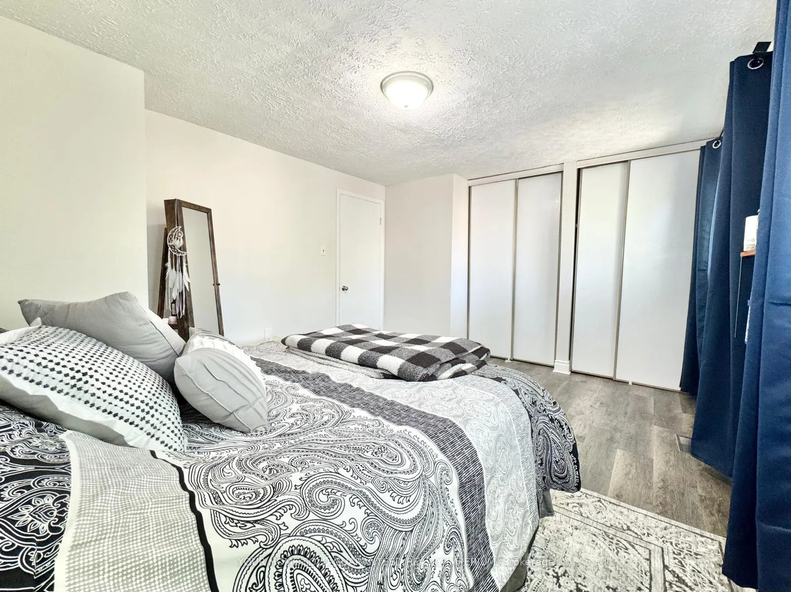 Photo 11 of Unit 36, 185 Denistoun Street, Welland, Broadway — HOMEH