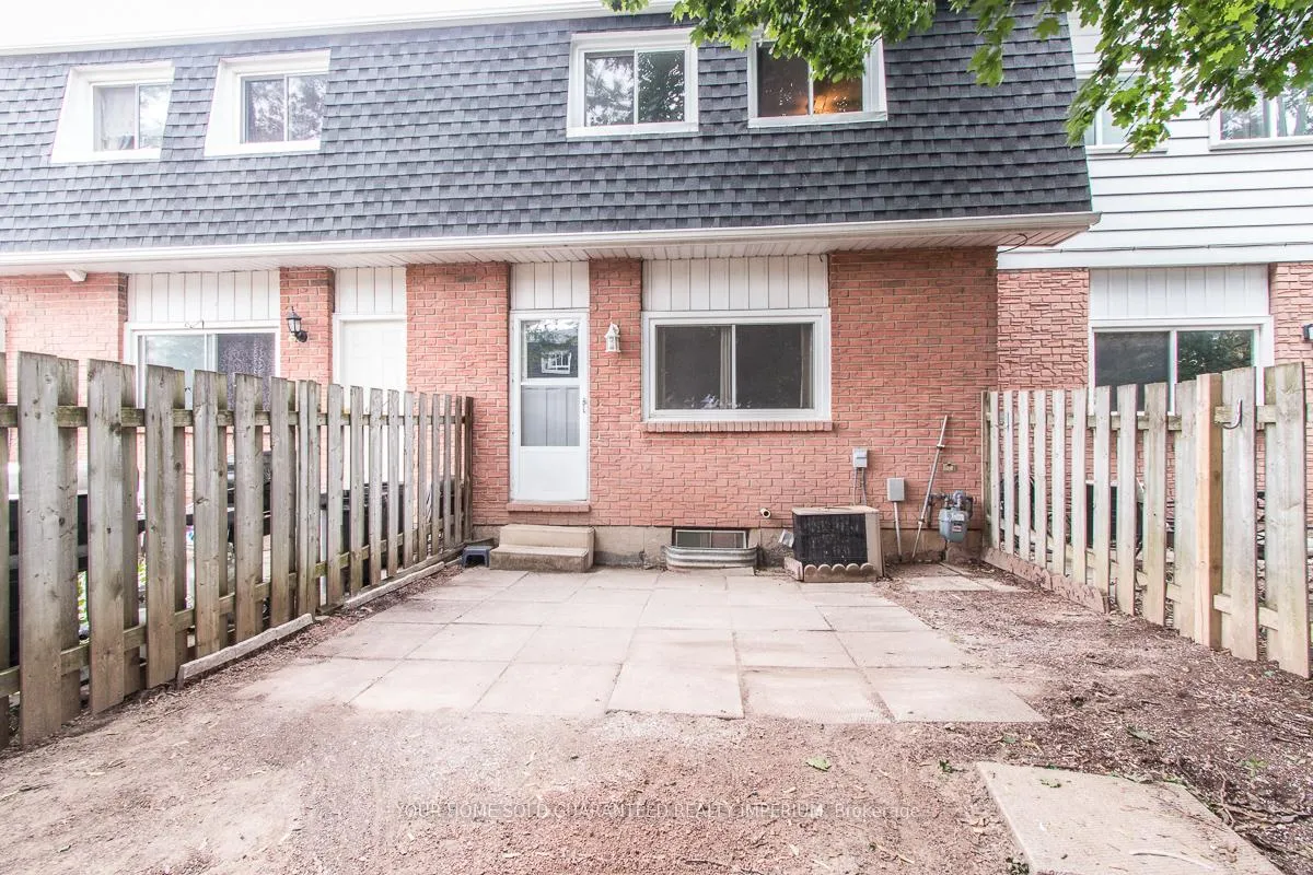 Photo 16 of Unit 36, 185 Denistoun Street, Welland, Broadway — HOMEH