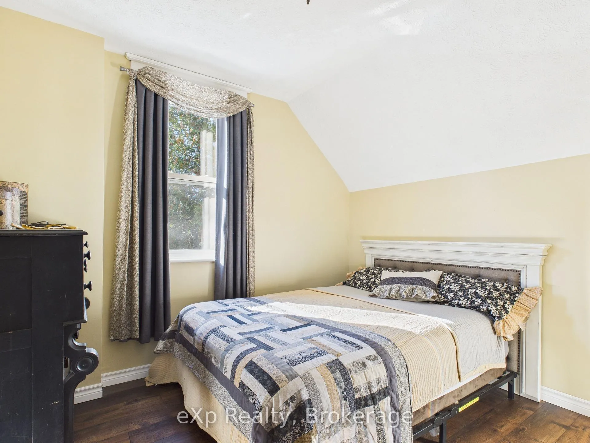 Photo 154 of 318 11th Avenue, Hanover — HOMEH