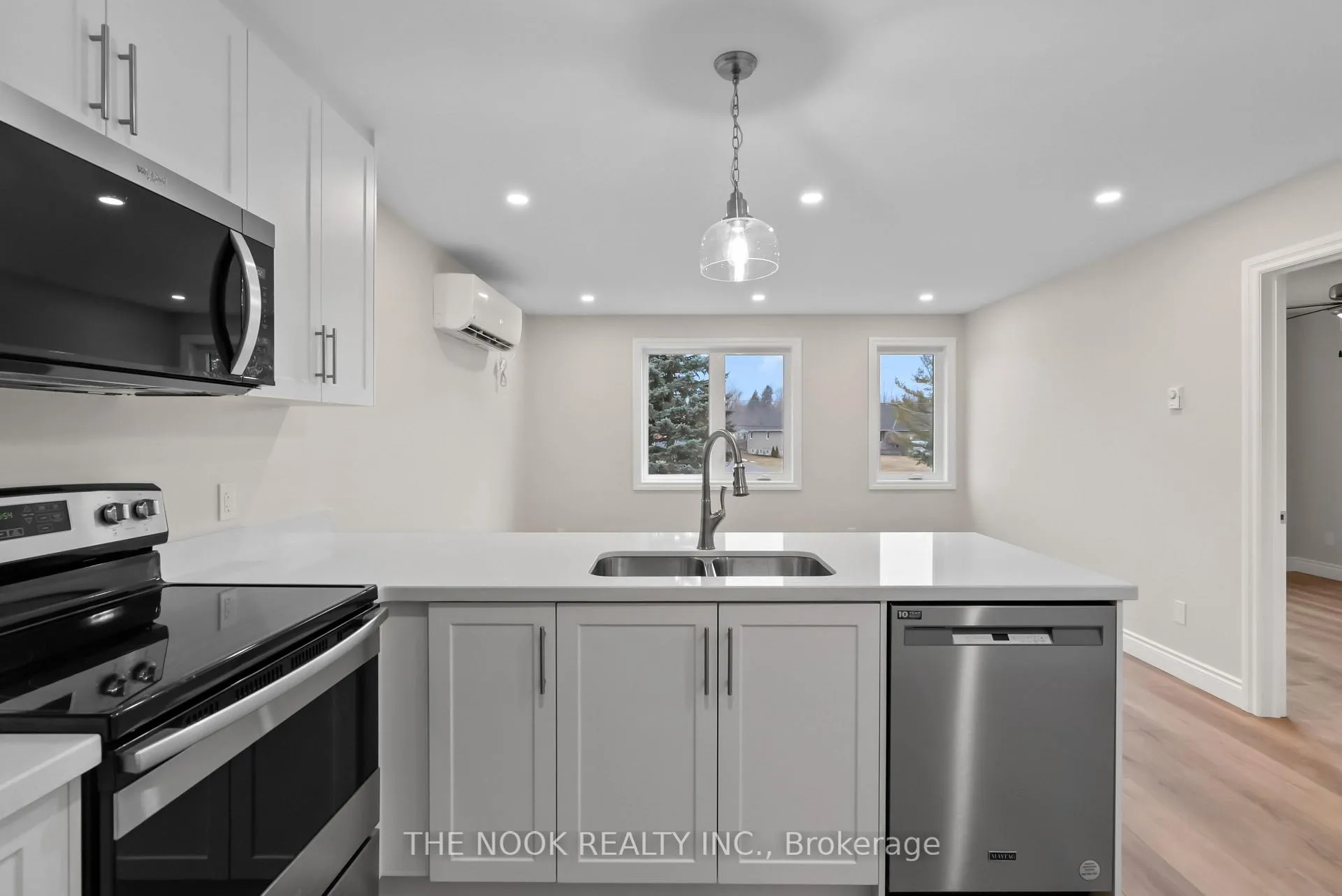 Photo 9 of 315 Aldred Drive, Scugog, Rural Scugog — HOMEH
