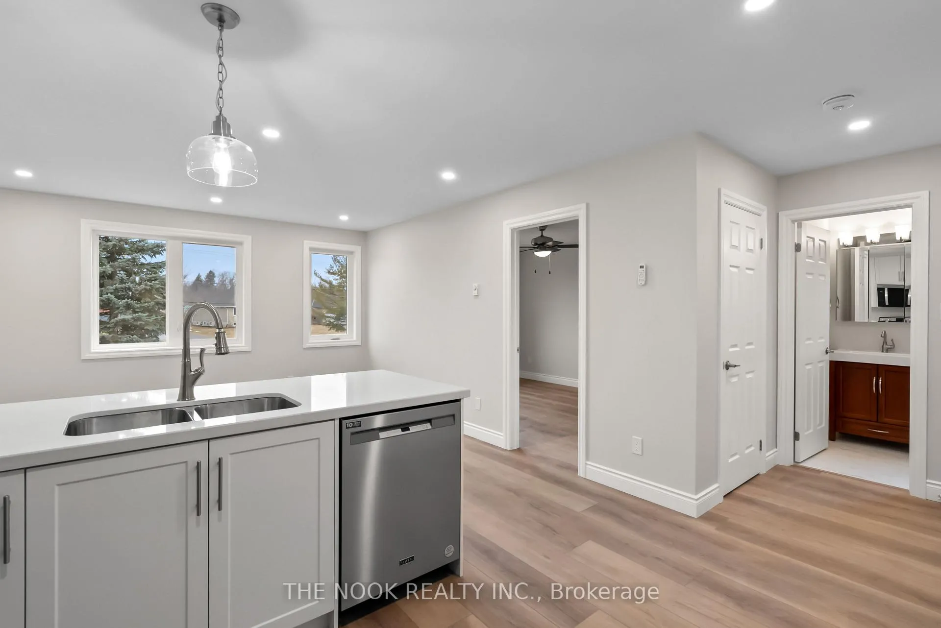 Photo 10 of 315 Aldred Drive, Scugog, Rural Scugog — HOMEH