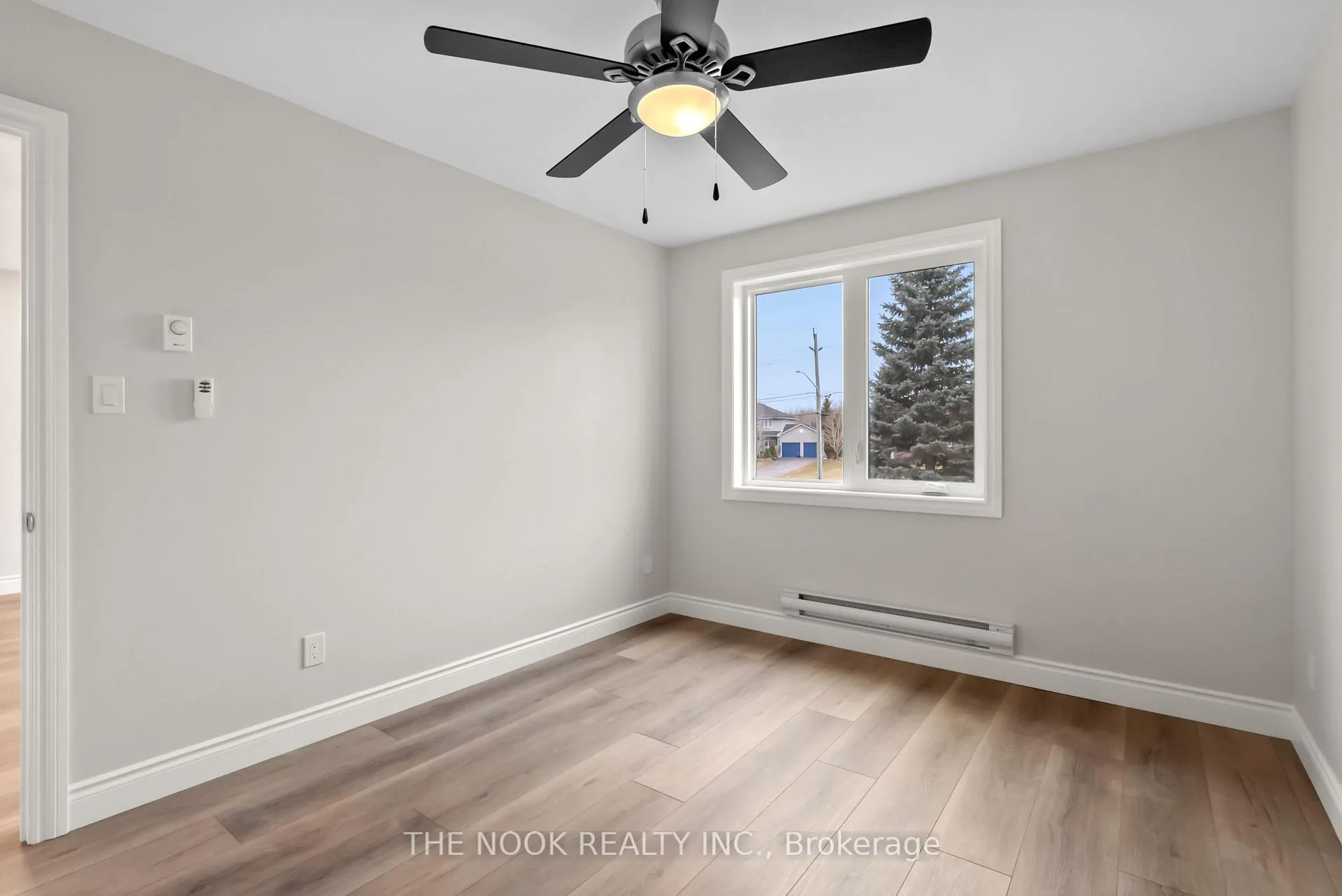 Photo 21 of 315 Aldred Drive, Scugog, Rural Scugog — HOMEH