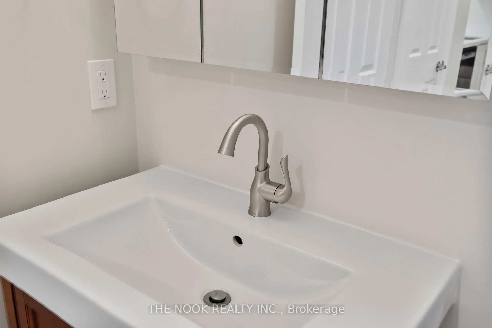 Photo 27 of 315 Aldred Drive, Scugog, Rural Scugog — HOMEH