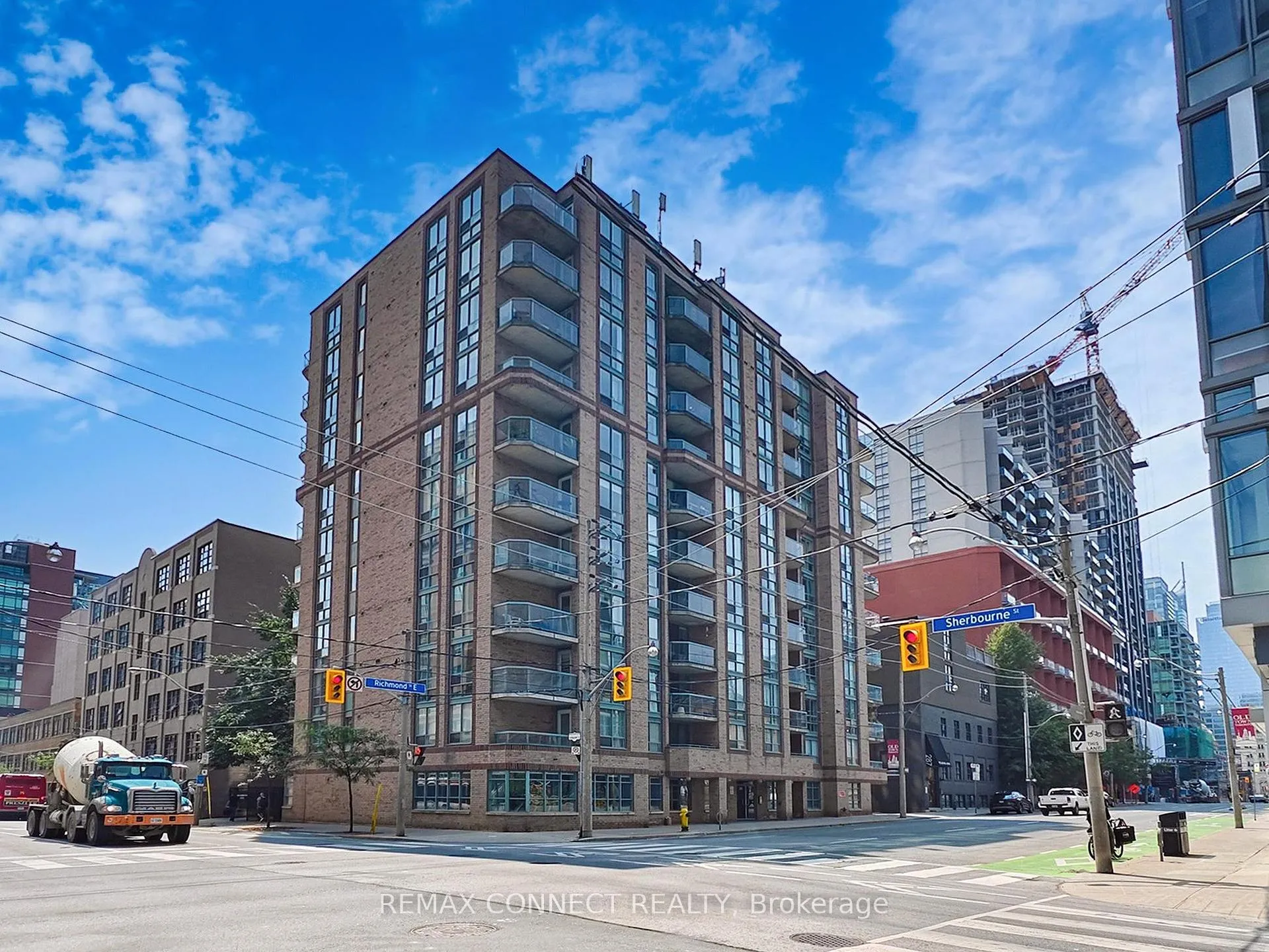 Front of Unit 809, 311 Richmond Street E