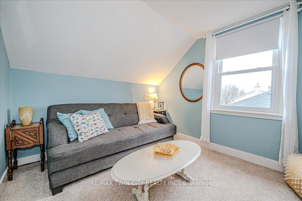 Photo 15 of 16 Northalaton Street, Brant, Brantford Twp — HOMEH