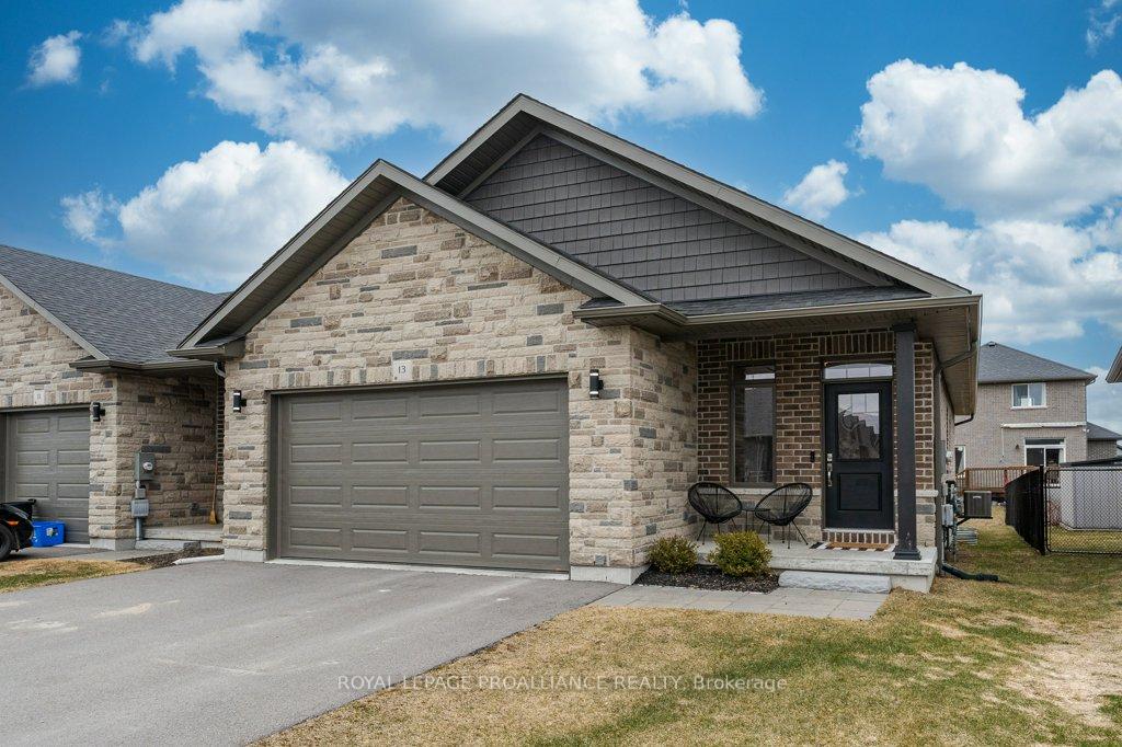 Photo 1 of 13 Virginia Crescent, Belleville, Thurlow Ward — HOMEH