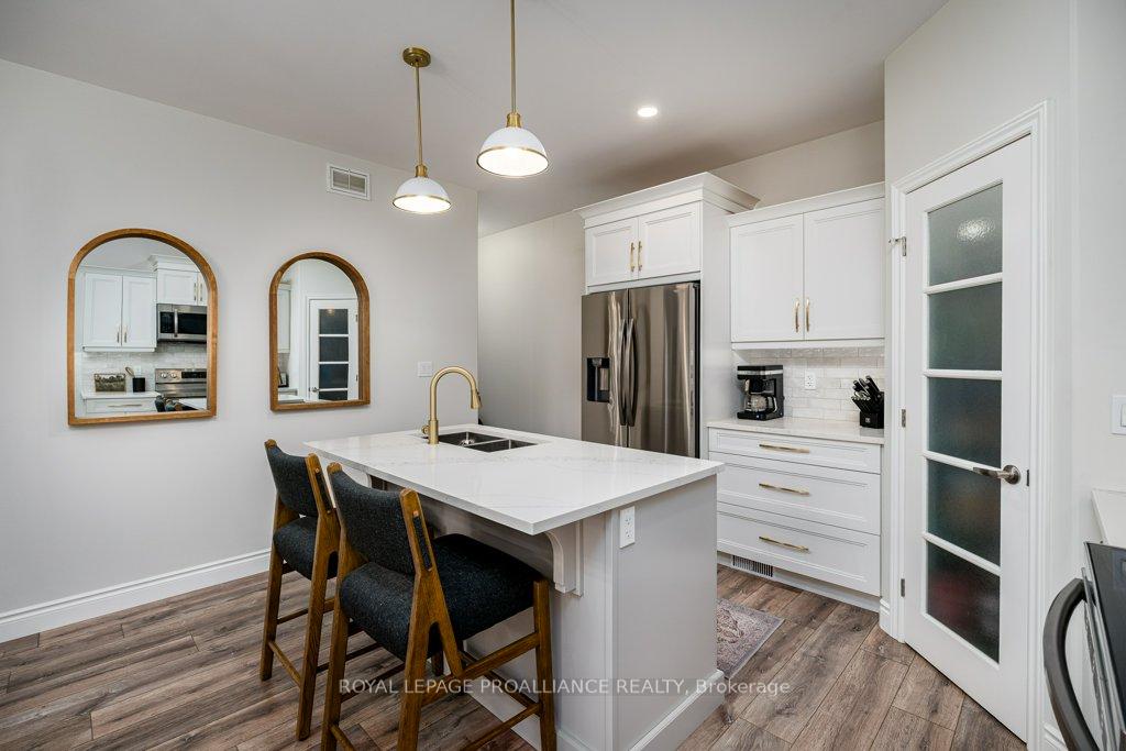 Photo 4 of 13 Virginia Crescent, Belleville, Thurlow Ward — HOMEH