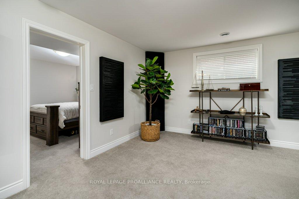 Photo 24 of 13 Virginia Crescent, Belleville, Thurlow Ward — HOMEH