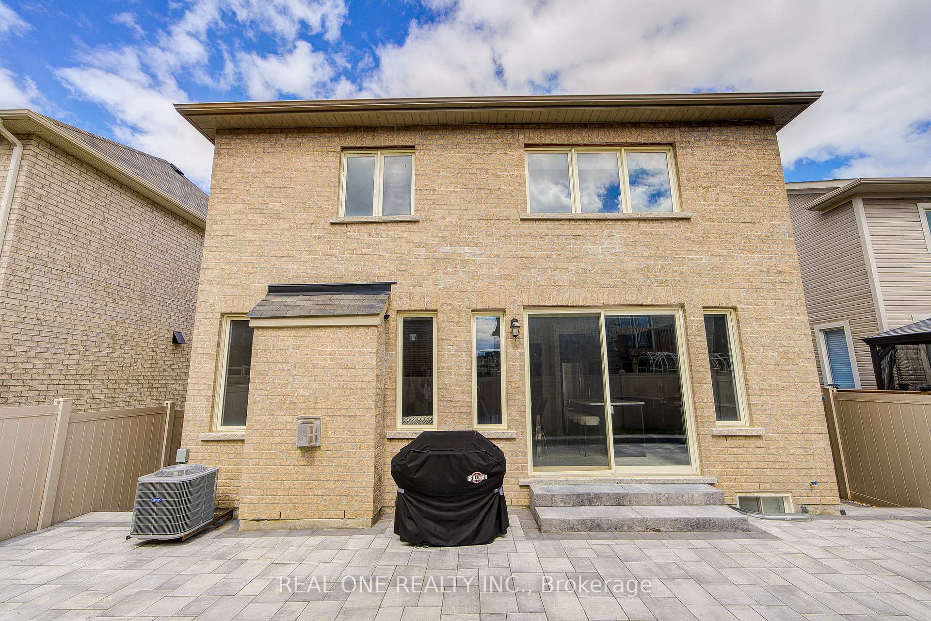 Photo 40 of 18 Terrell Avenue, Georgina, Keswick South — HOMEH