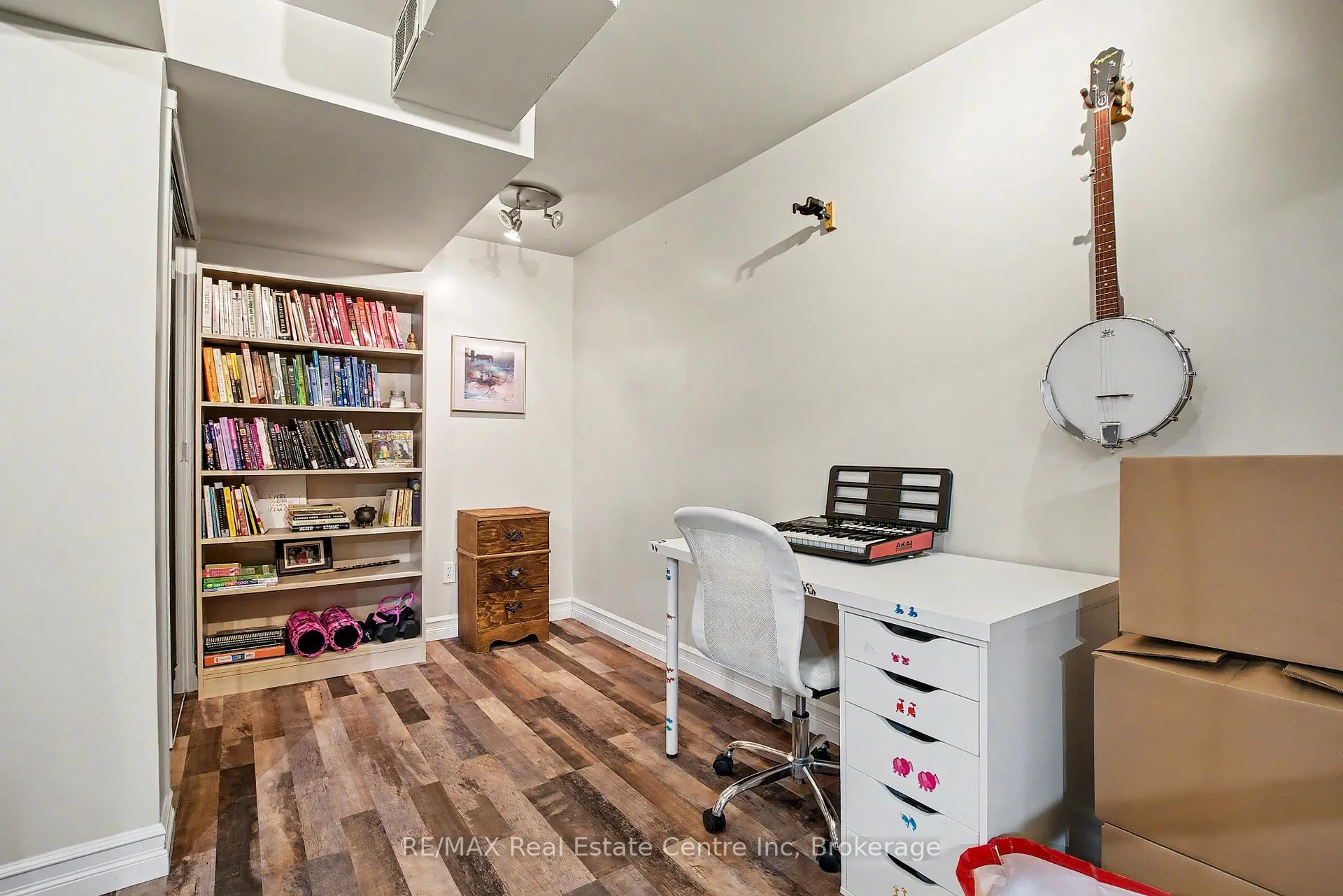 Photo 282 of 373 Starwood Drive, Guelph, Grange Road — HOMEH