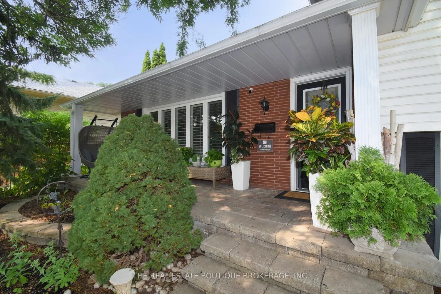Photo 41 of 4131 Lorraine Crescent, Burlington, Shoreacres — HOMEH
