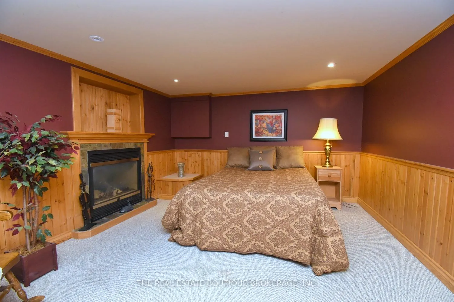 Photo 327 of 4131 Lorraine Crescent, Burlington, Shoreacres — HOMEH