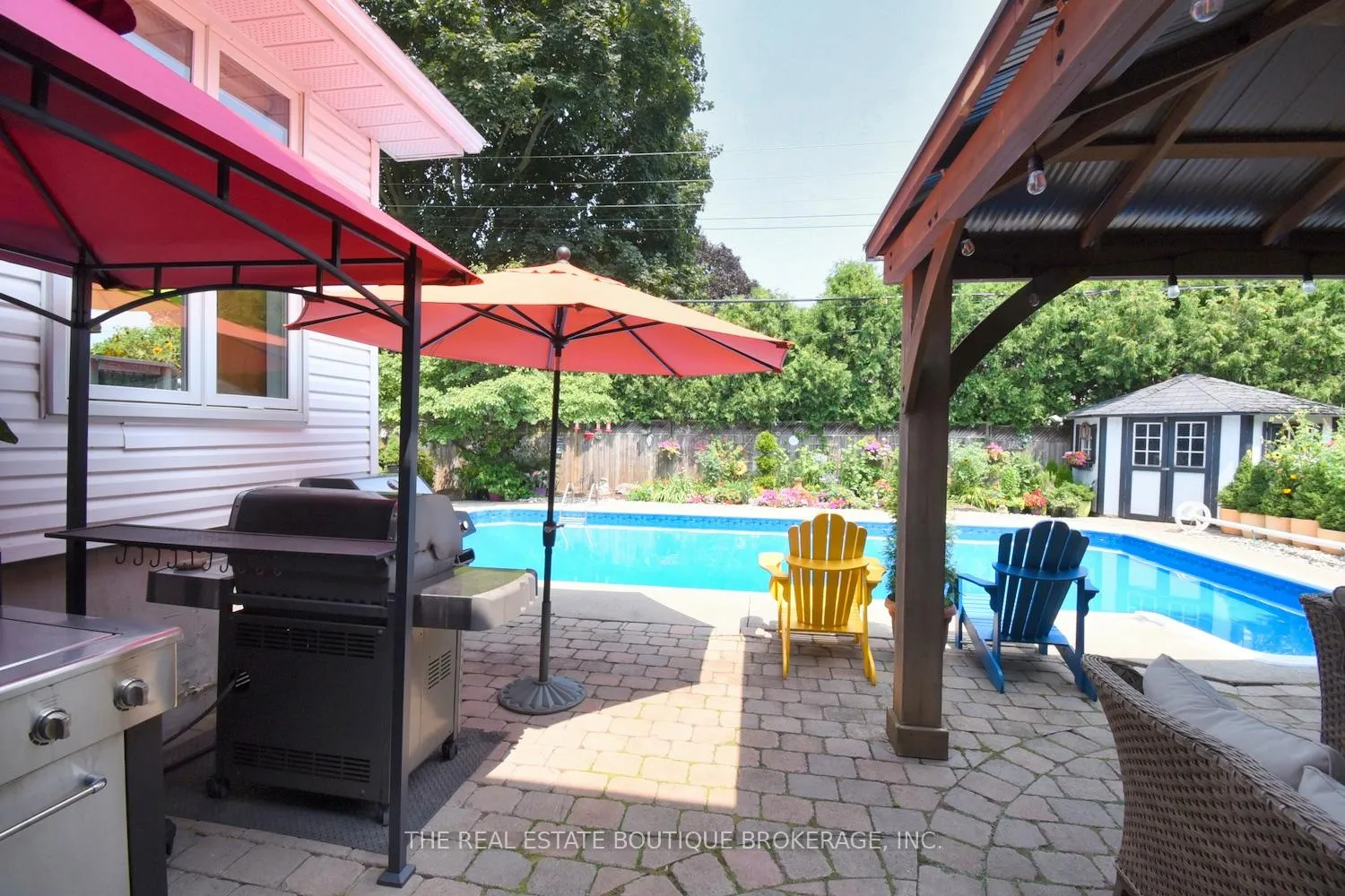 Photo 386 of 4131 Lorraine Crescent, Burlington, Shoreacres — HOMEH