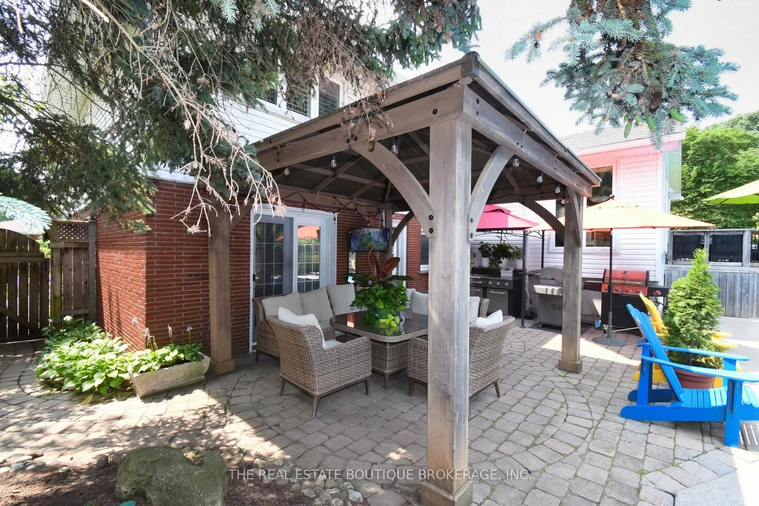 Photo 387 of 4131 Lorraine Crescent, Burlington, Shoreacres — HOMEH