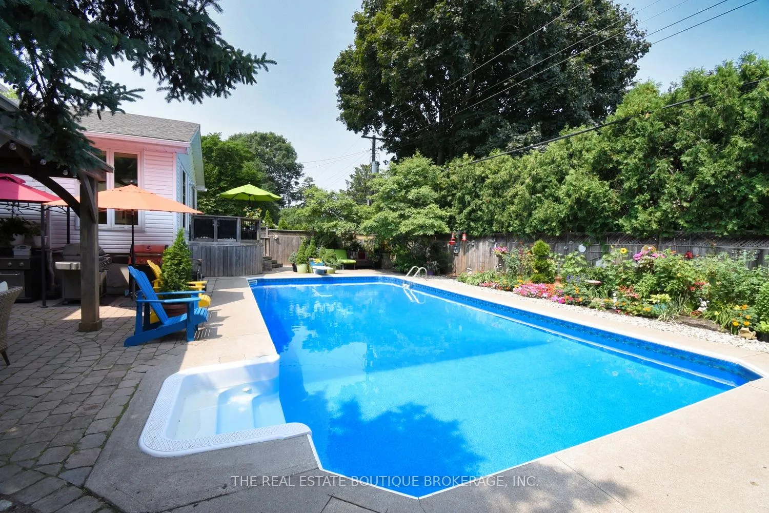 Photo 440 of 4131 Lorraine Crescent, Burlington, Shoreacres — HOMEH