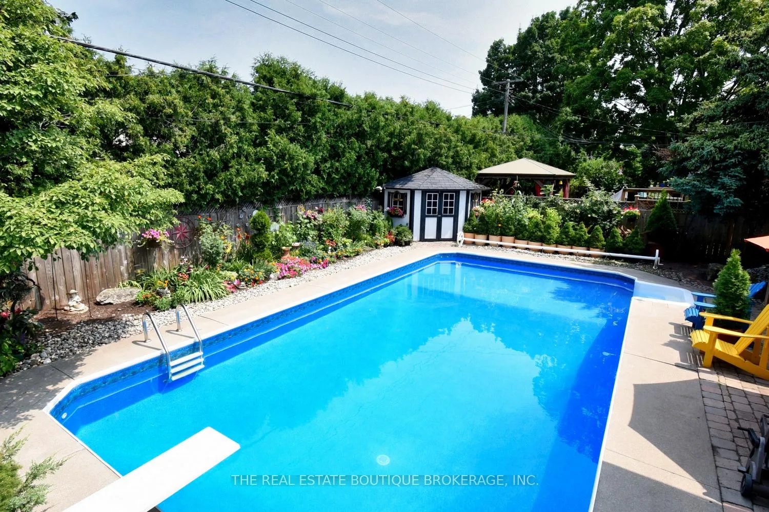 Photo 442 of 4131 Lorraine Crescent, Burlington, Shoreacres — HOMEH