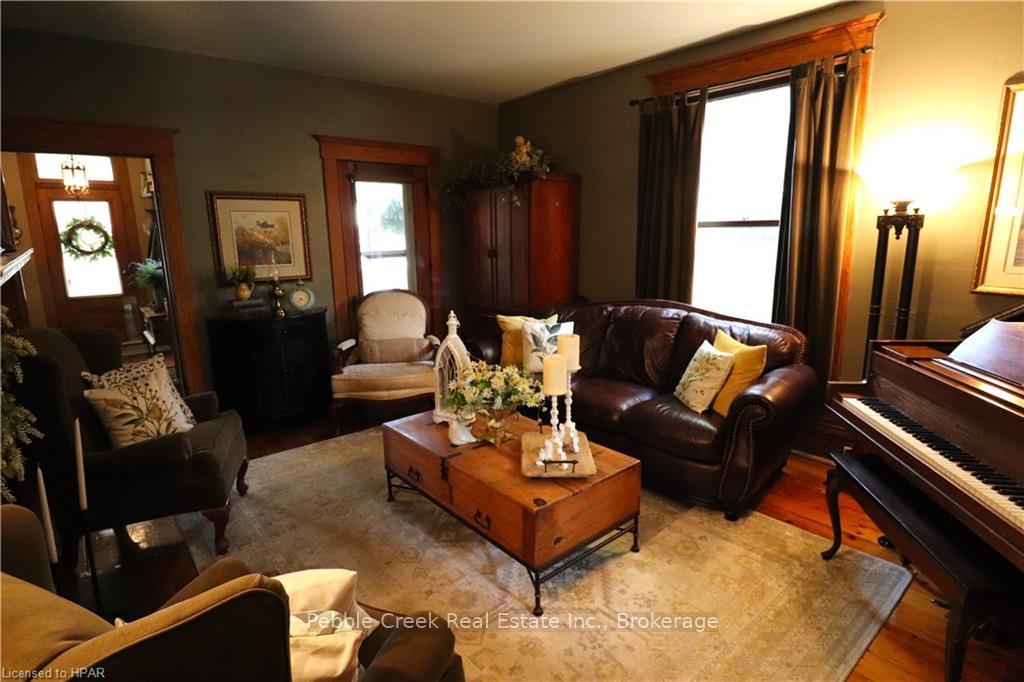 Photo 13 of 172 St David Street, Goderich, Goderich (Town) — HOMEH