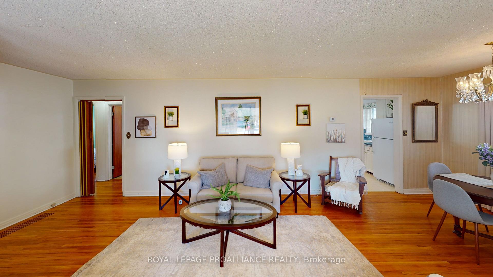Photo 4 of 54 Montgomery Boulevard, Belleville, Belleville Ward — HOMEH