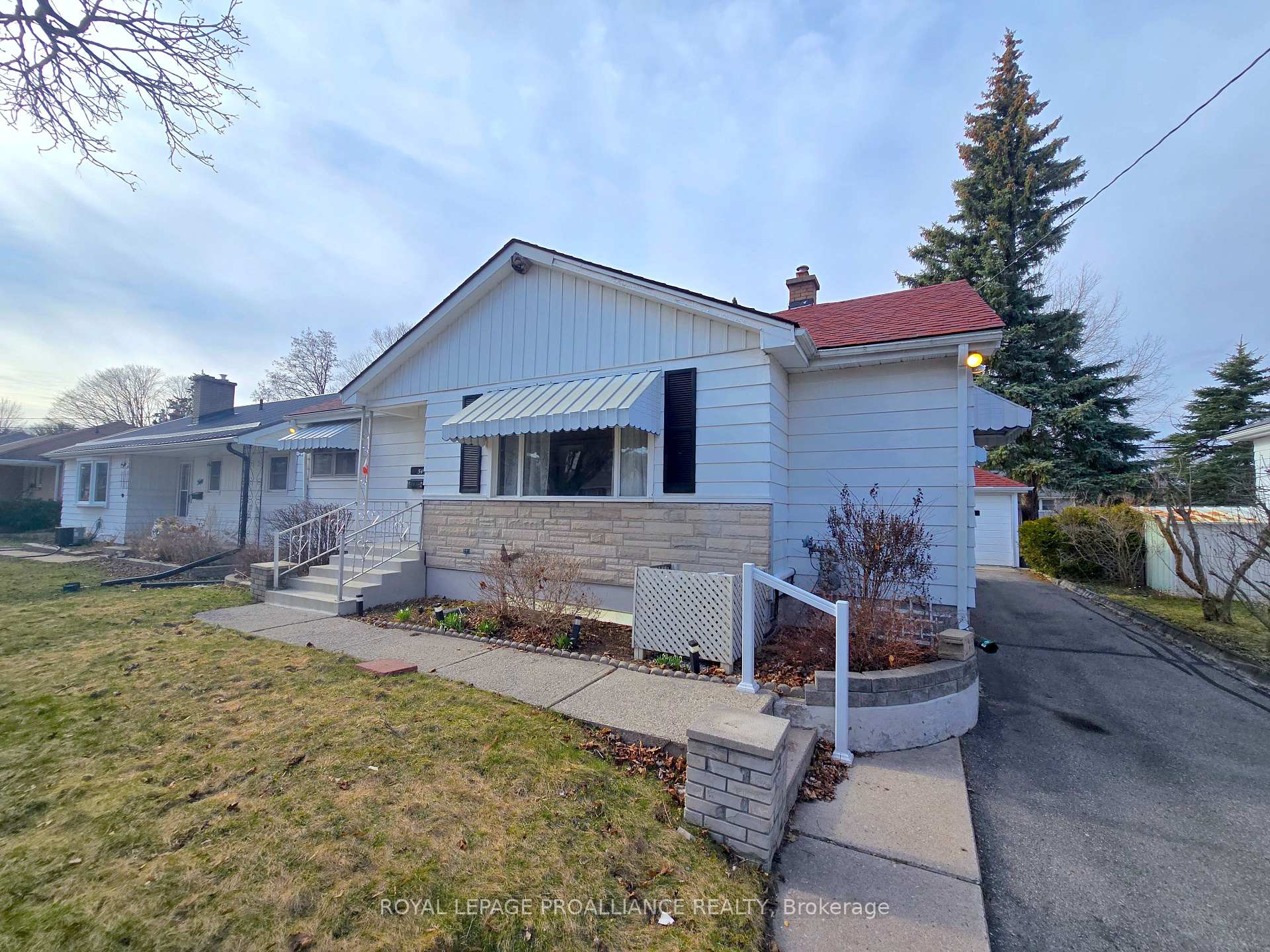 Photo 20 of 54 Montgomery Boulevard, Belleville, Belleville Ward — HOMEH