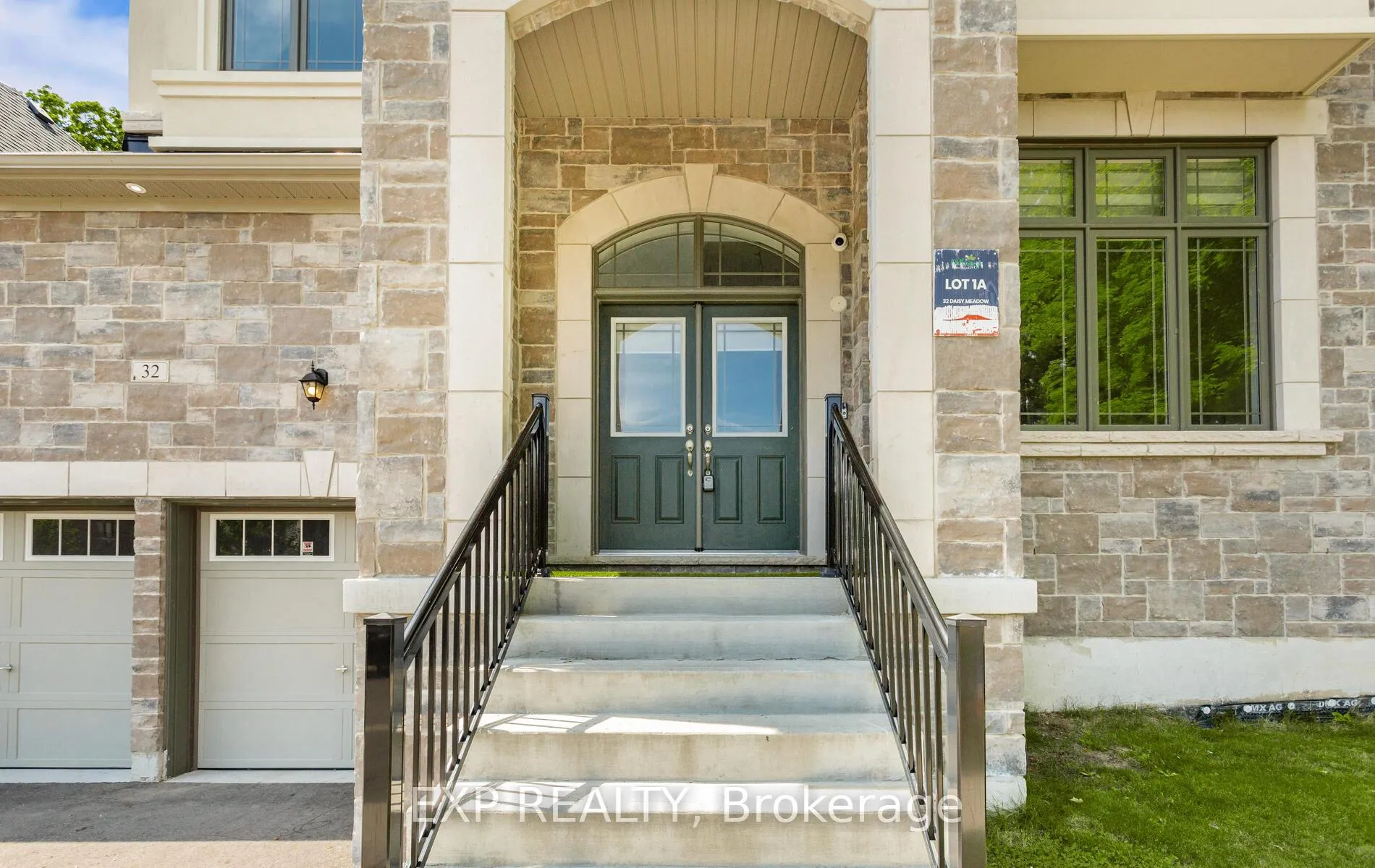 Photo 36 of 32 Daisy Meadow Crescent, Caledon, Caledon East — HOMEH
