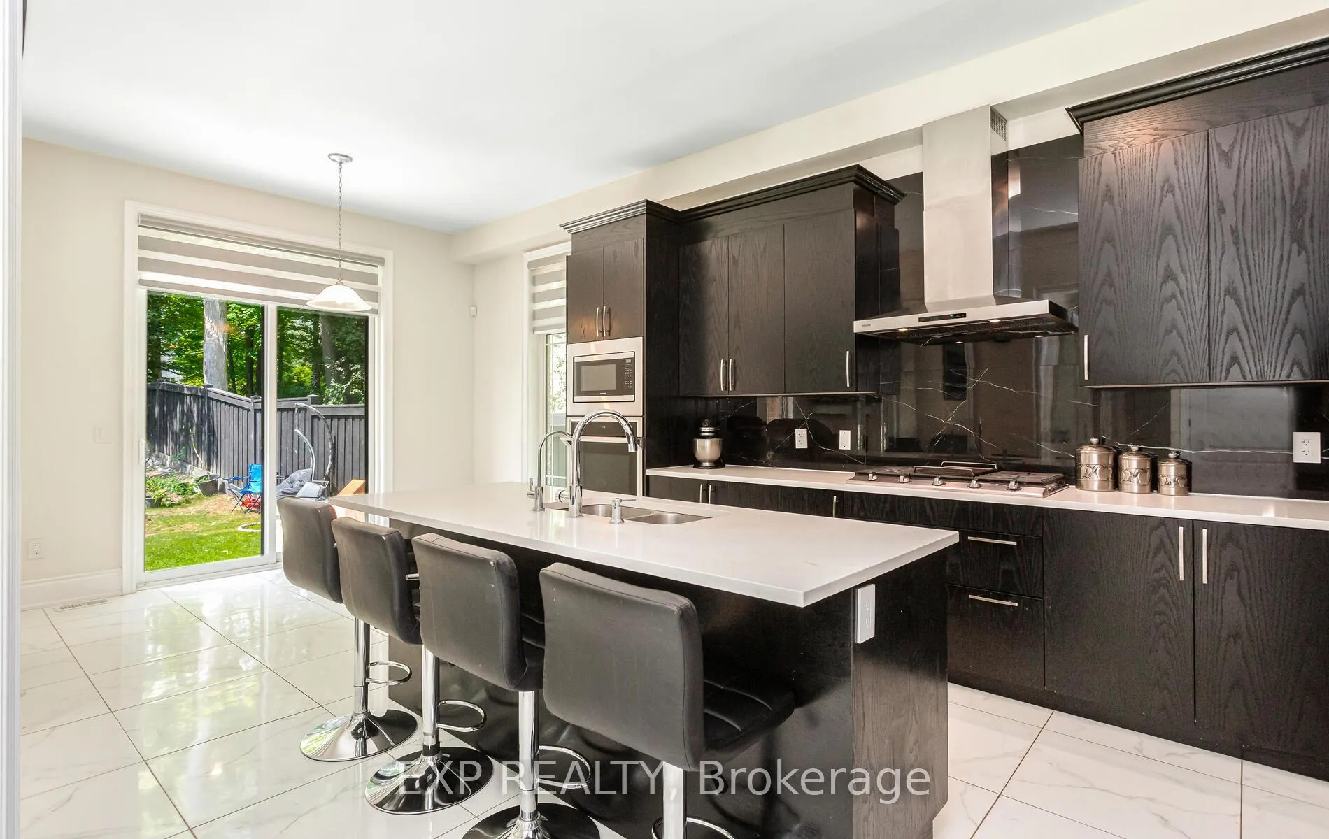 Photo 200 of 32 Daisy Meadow Crescent, Caledon, Caledon East — HOMEH