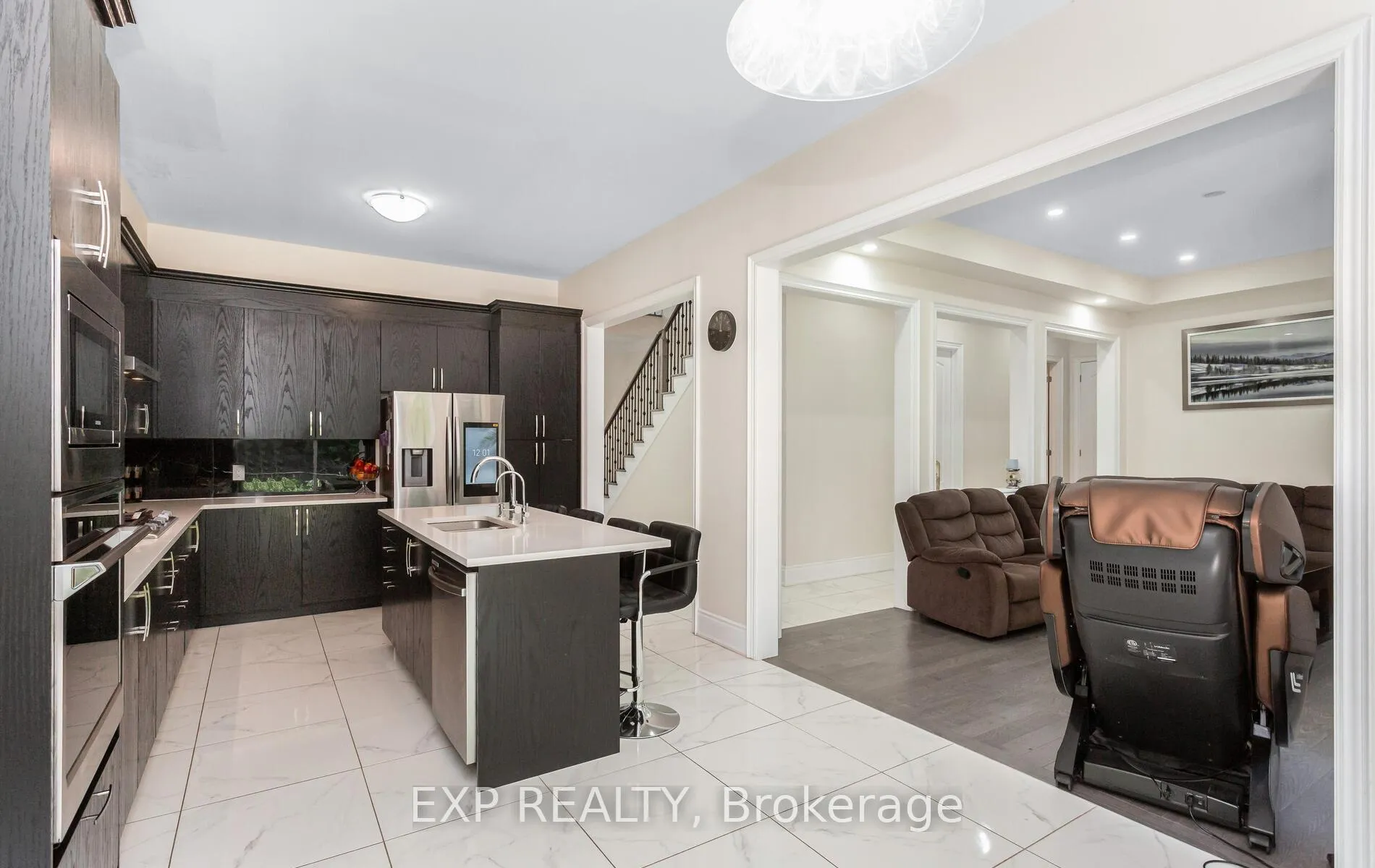 Photo 306 of 32 Daisy Meadow Crescent, Caledon, Caledon East — HOMEH