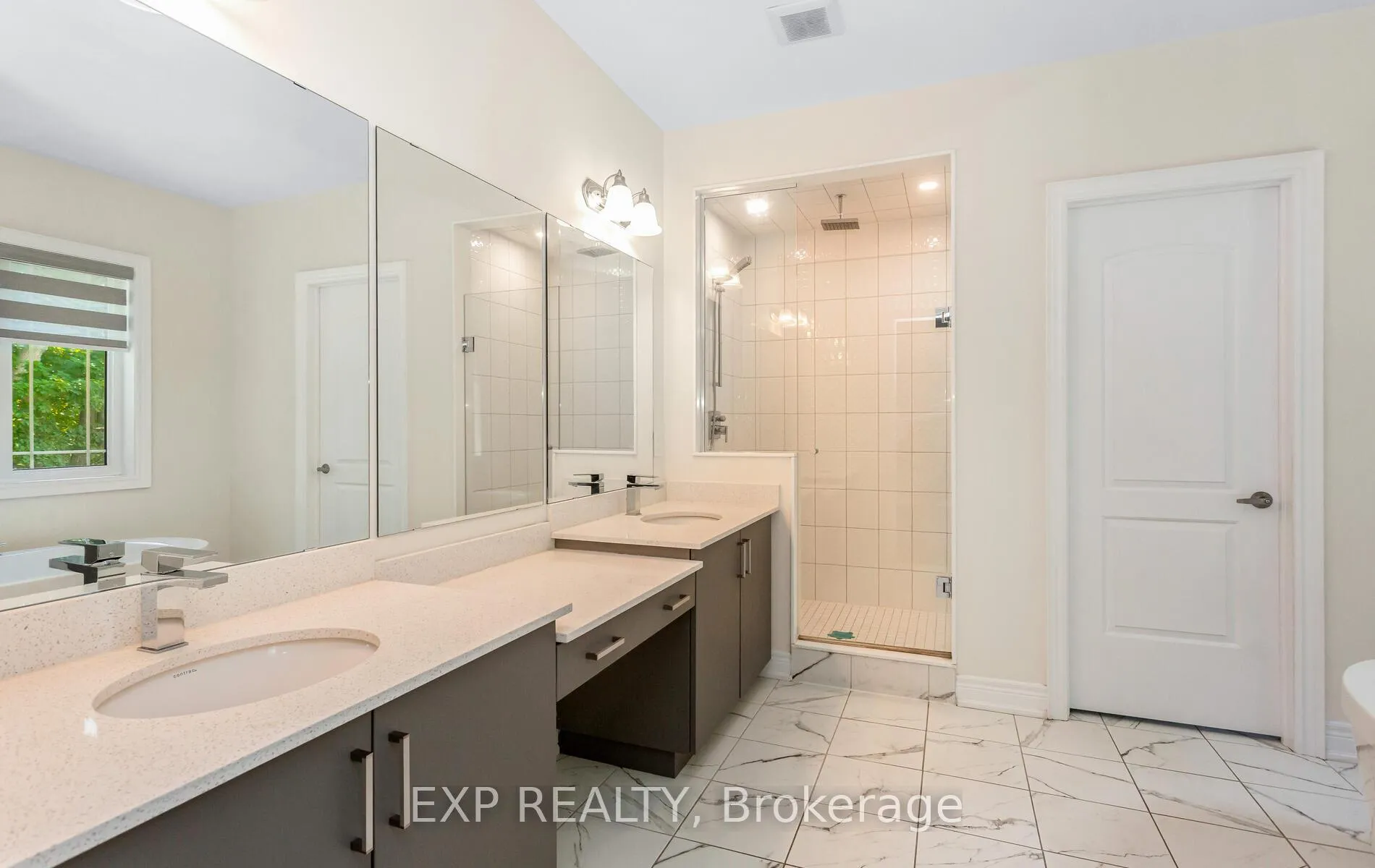 Photo 460 of 32 Daisy Meadow Crescent, Caledon, Caledon East — HOMEH