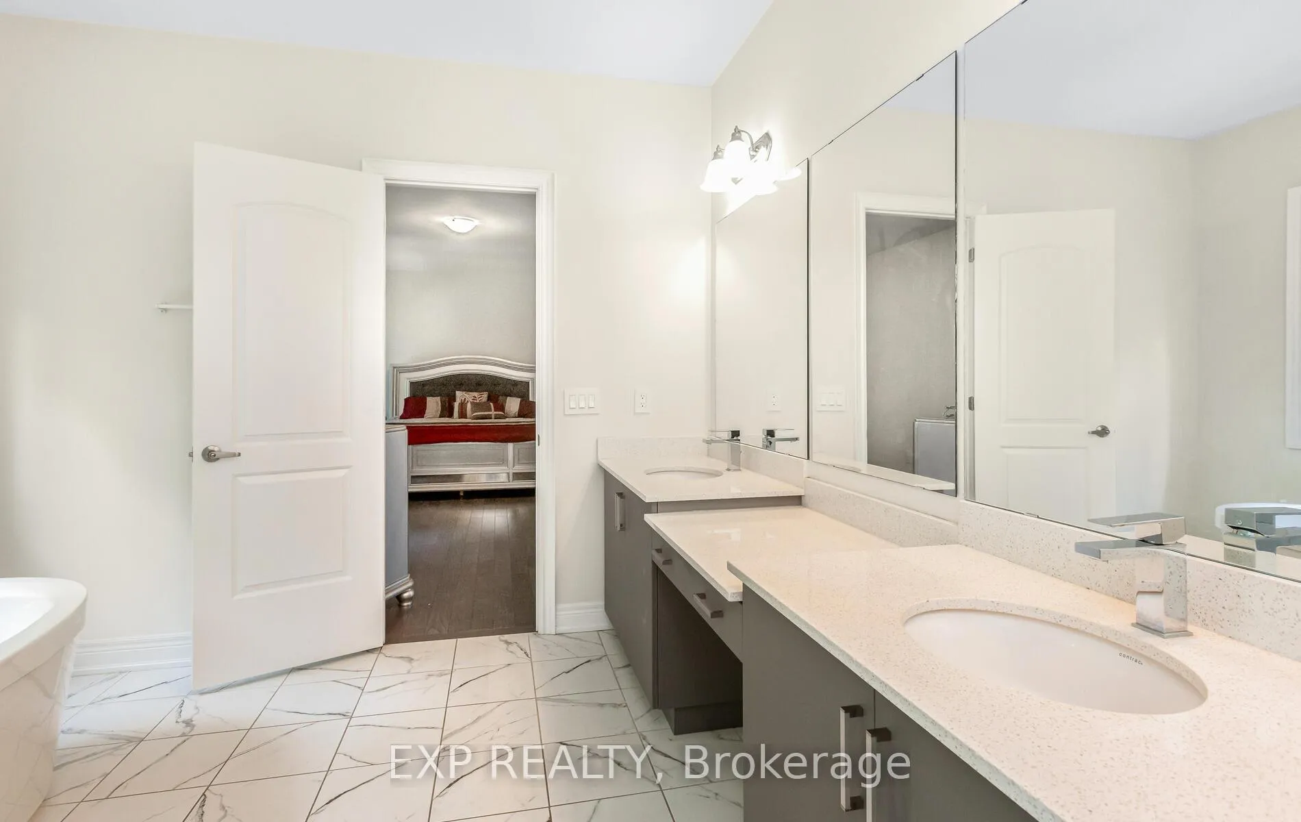 Photo 494 of 32 Daisy Meadow Crescent, Caledon, Caledon East — HOMEH