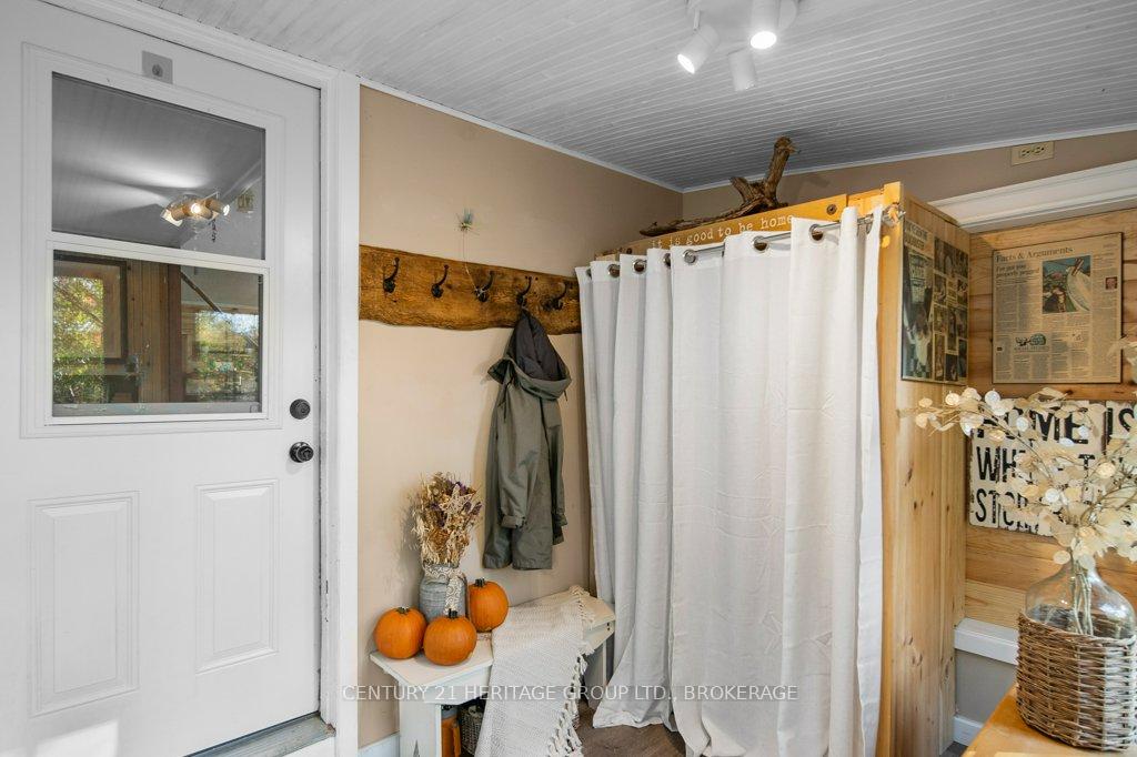 Photo 8 of 1433 Townline Road, Frontenac, Frontenac Centre — HOMEH