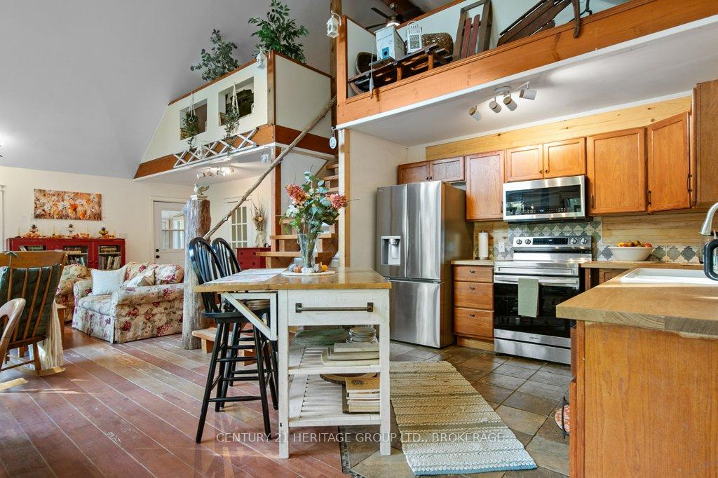 Photo 17 of 1433 Townline Road, Frontenac, Frontenac Centre — HOMEH
